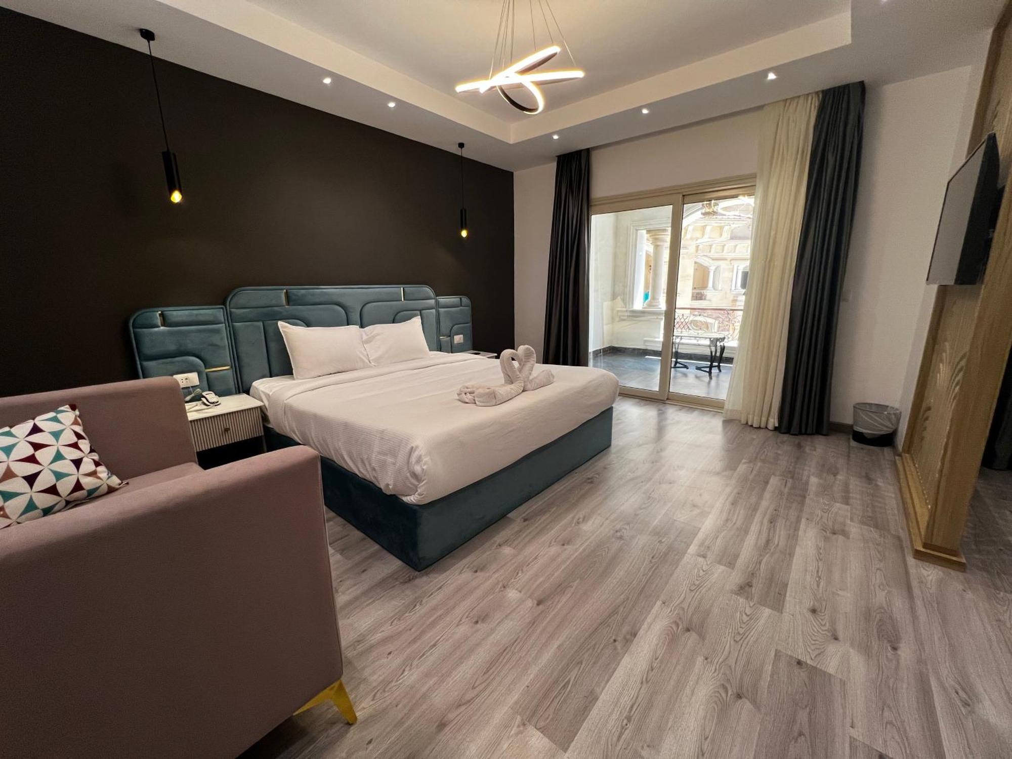Onyx Pyramids Boutique Hotel Al Kawm al Akhdar Exterior photo
