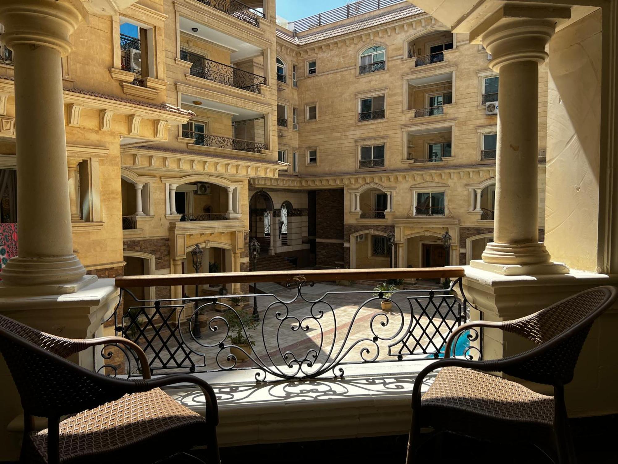 Onyx Pyramids Boutique Hotel Al Kawm al Akhdar Exterior photo