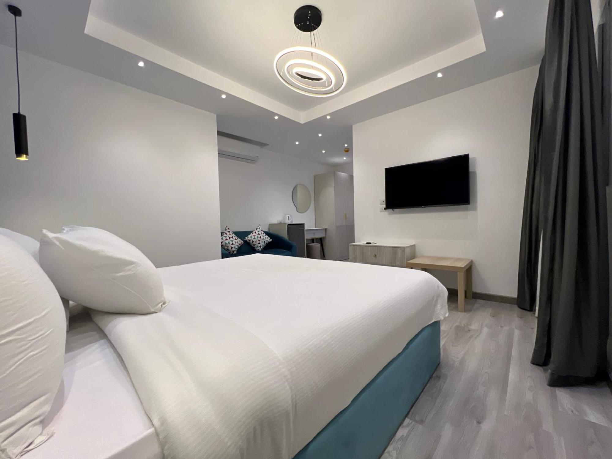 Onyx Pyramids Boutique Hotel Al Kawm al Akhdar Exterior photo