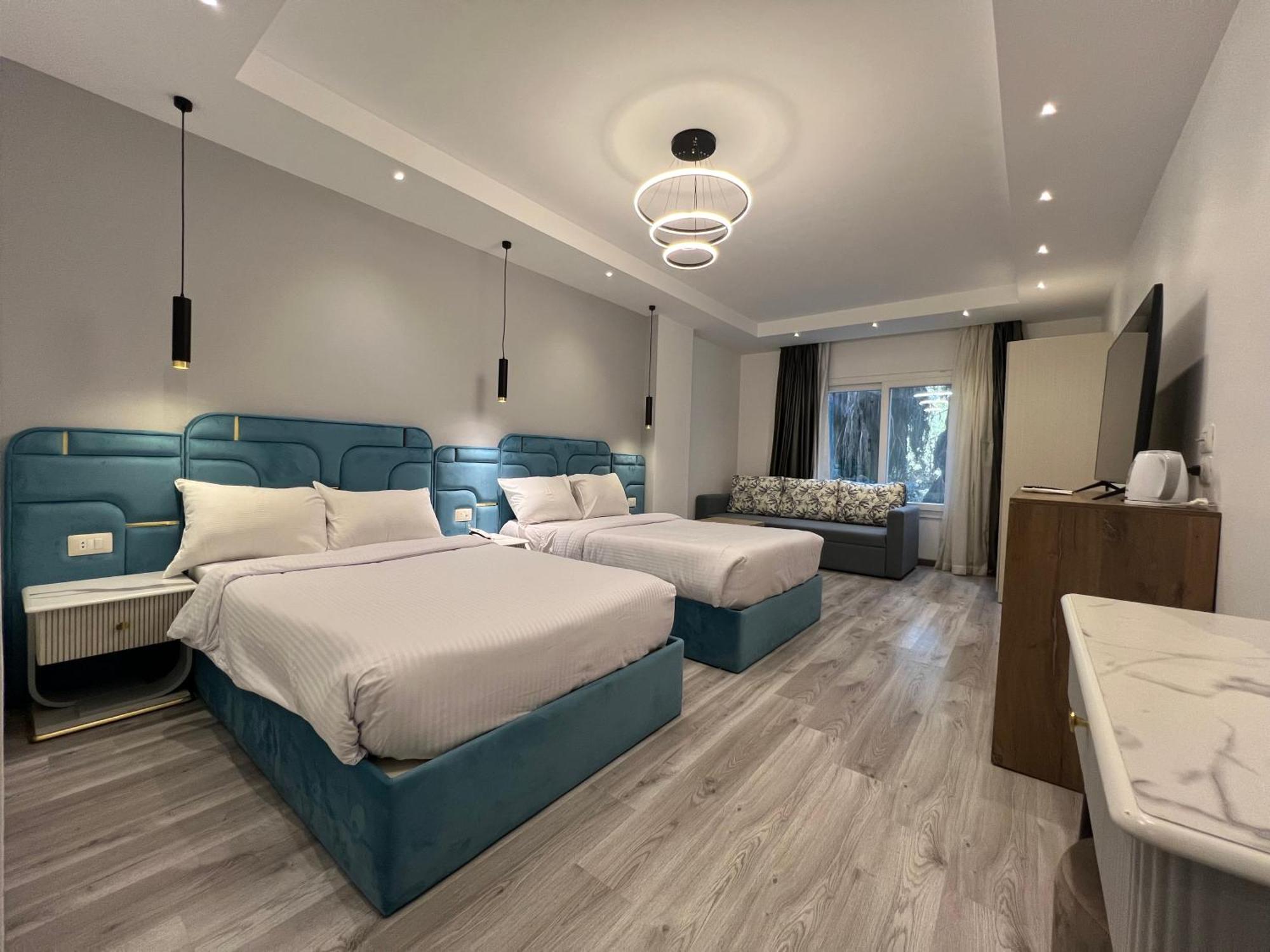 Onyx Pyramids Boutique Hotel Al Kawm al Akhdar Exterior photo
