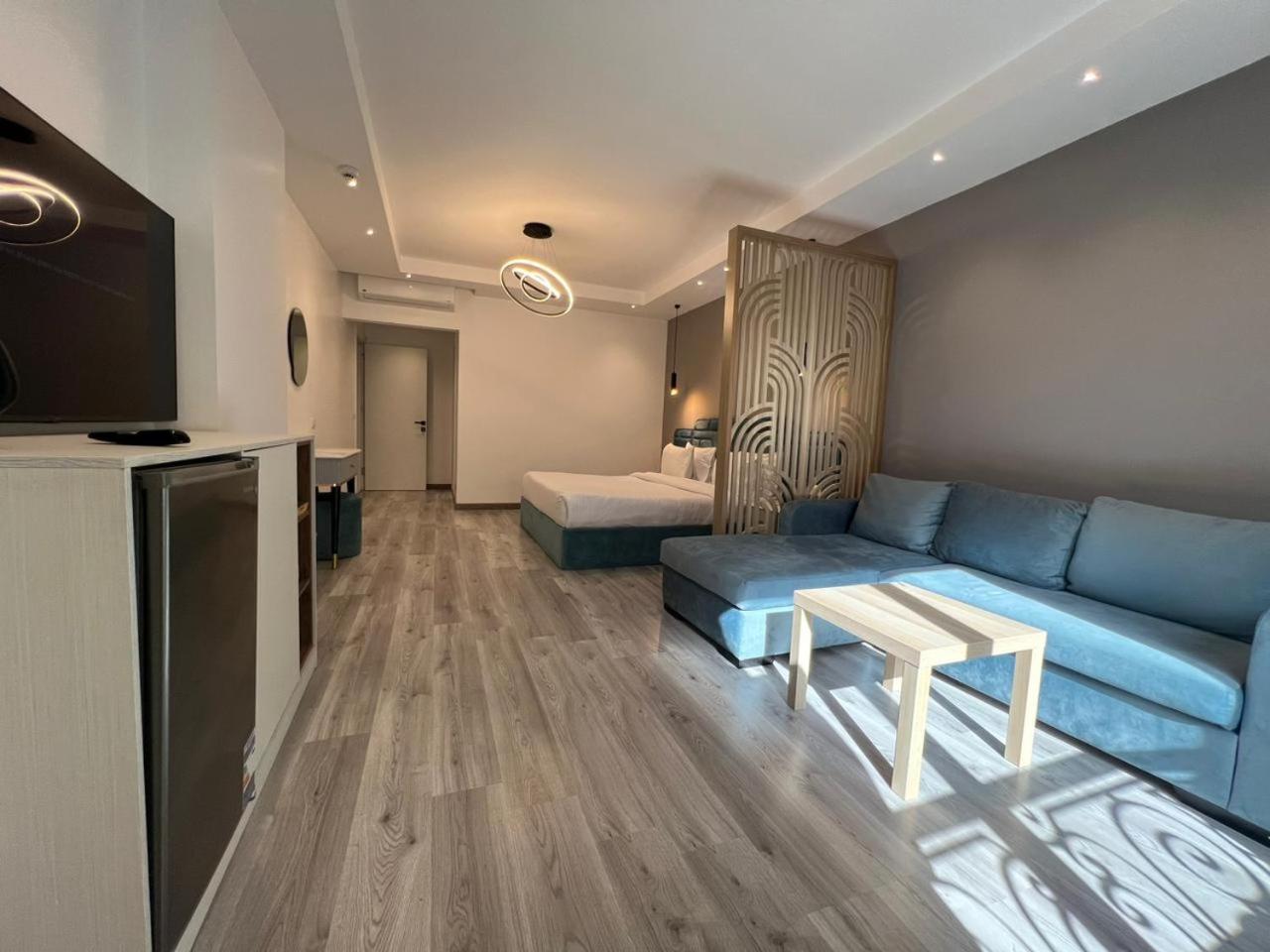 Onyx Pyramids Boutique Hotel Al Kawm al Akhdar Exterior photo